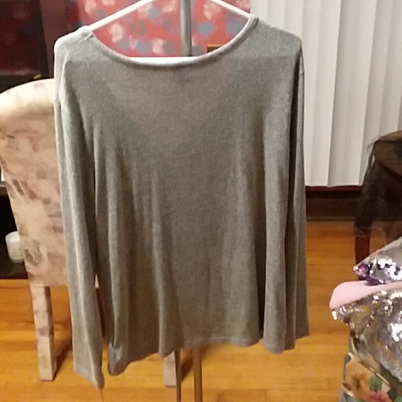 Gray long sleeved top - Picture 4 of 6